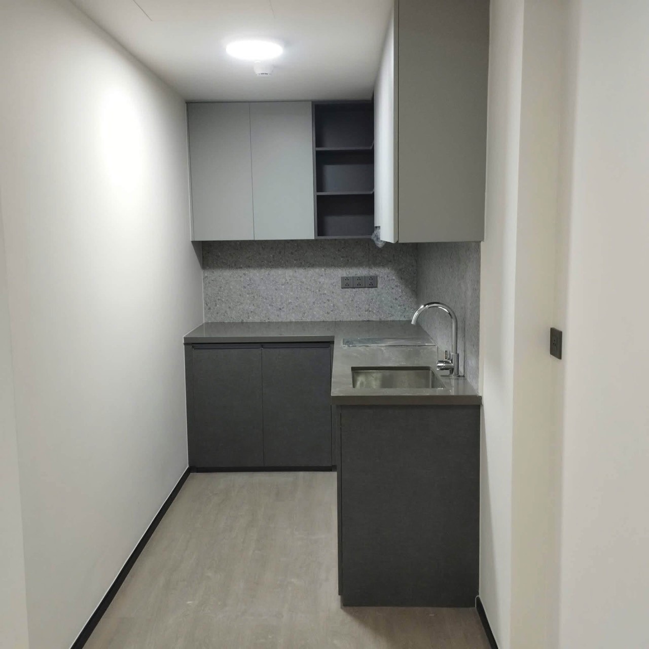 Cho thuê Lumi Hà Nội S6 1PN 43 m², đồ cơ bản, 7,5 triệu/tháng — ảnh 3