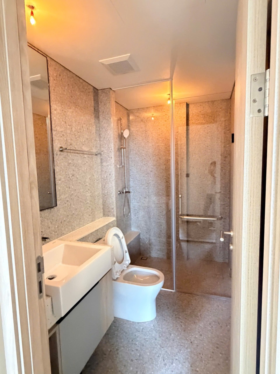 Căn 2PN 62m2 giá 4.3 tỷ — ảnh 2