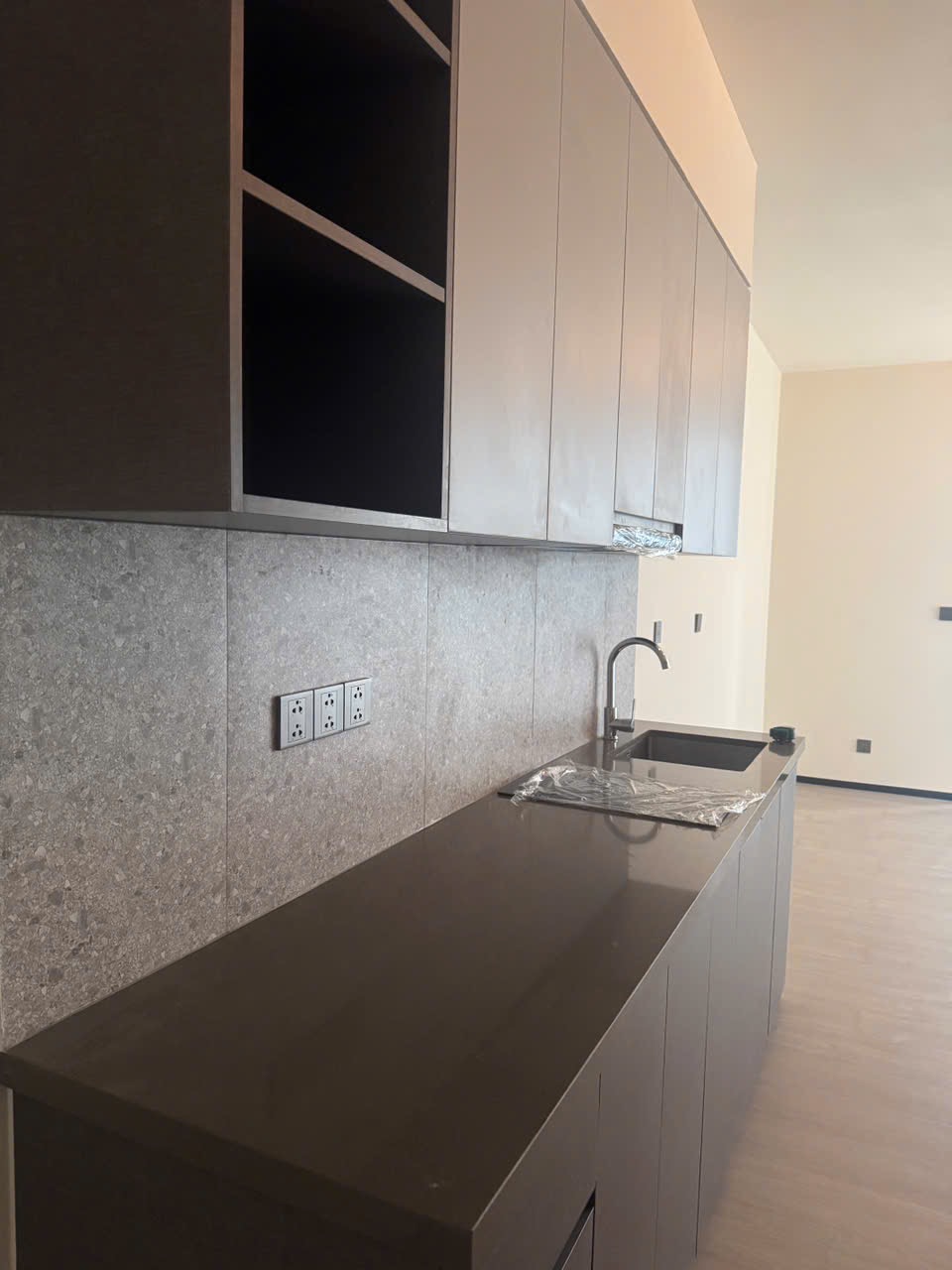 Cho thuê căn hộ chung cư 2 phòng ngủ Lumi hanoi — ảnh 1