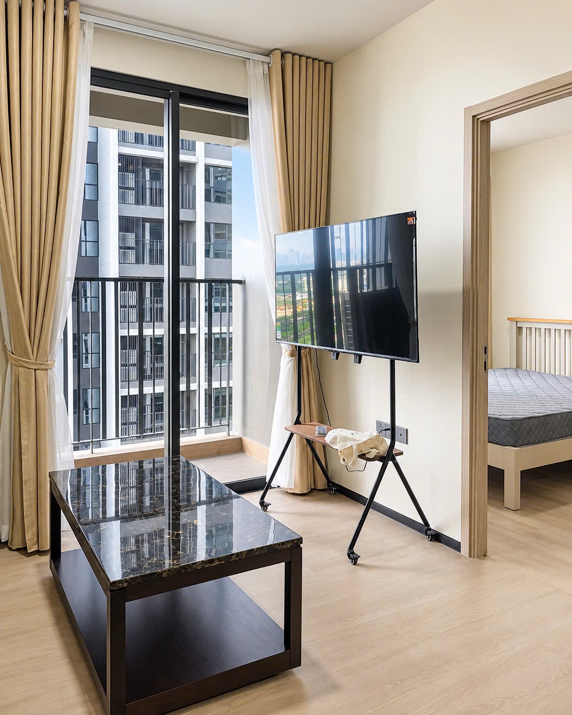 Cho thuê căn 2 PN view bể bơi — ảnh 1