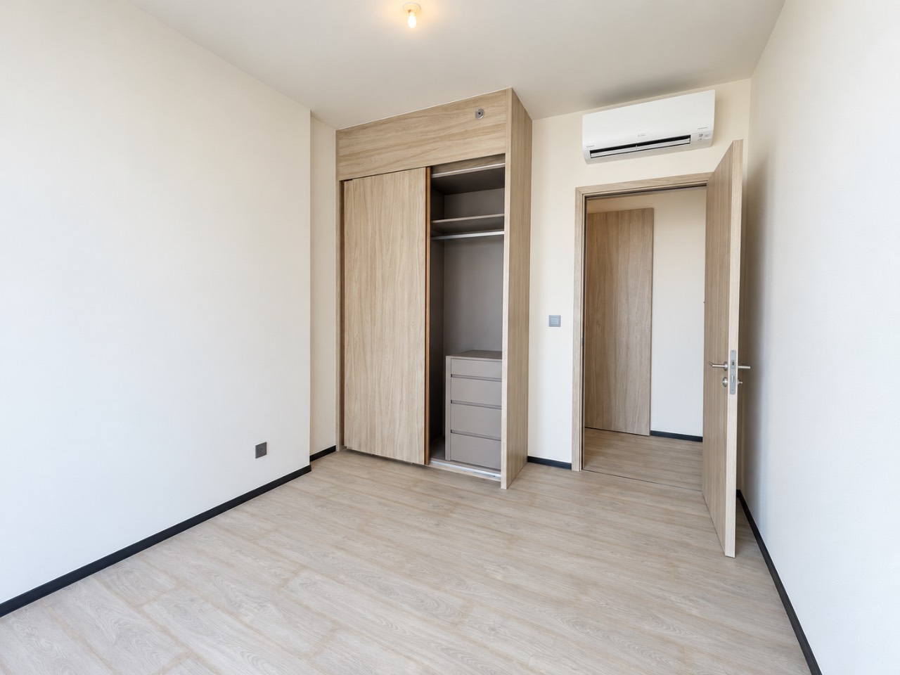 Cho thuê căn 3PN Lumi Signature S6 .101m2 — ảnh 4